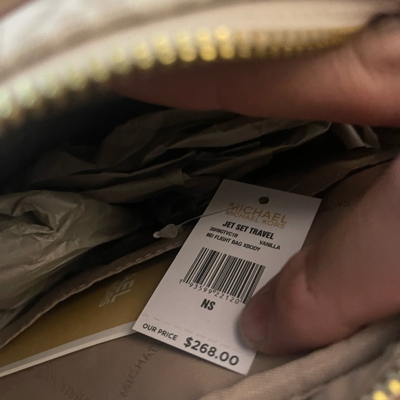 NEW with tag Jet Set travel bag by Michael Kors cross body bag - Picture 7 of 8